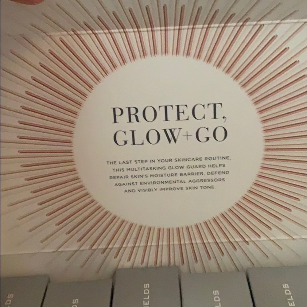 RADIANT DEFENSE PERFECTING LIQUID SPF 30